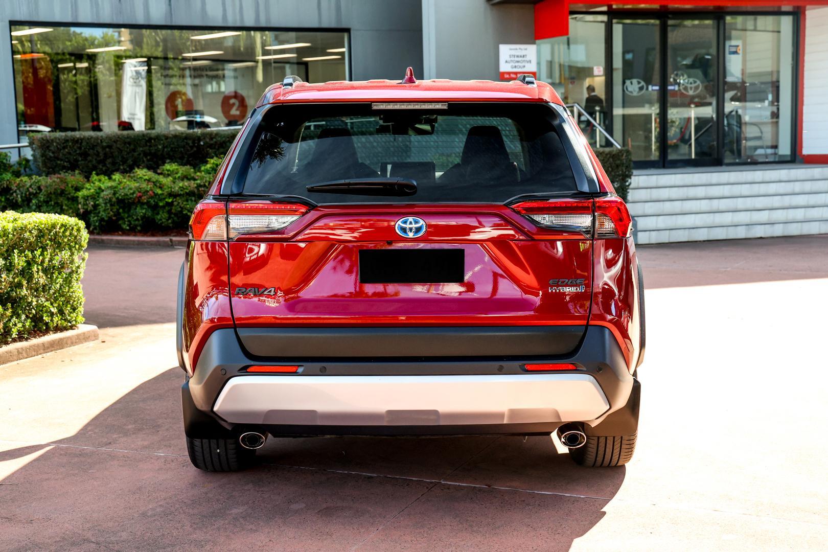 2023 Toyota RAV4 Edge AWD in Red