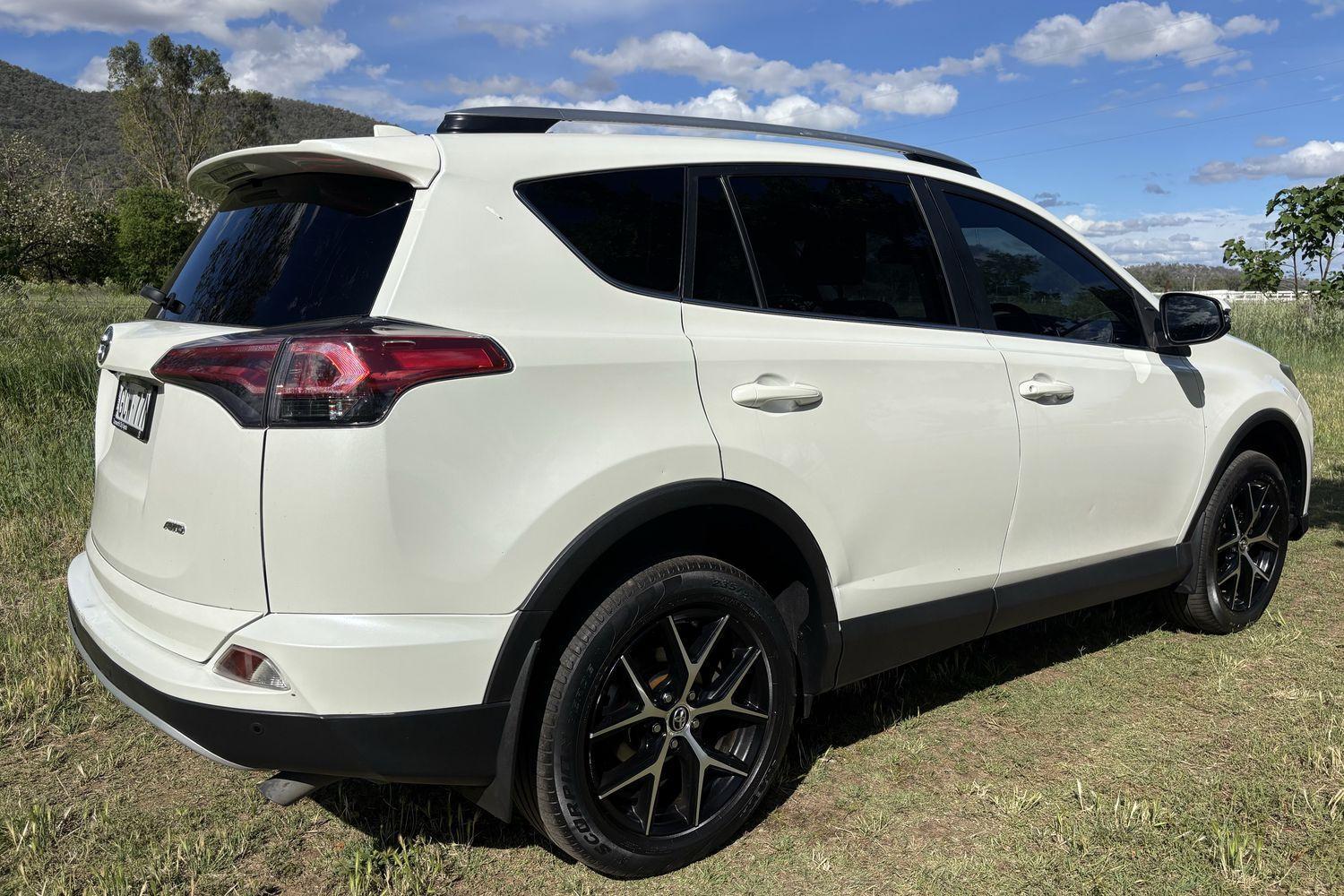 2018 Toyota RAV4 GXL AWD in Other