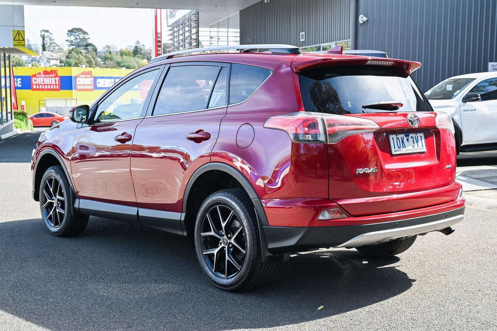 2018 Toyota RAV4 GXL AWD in Red