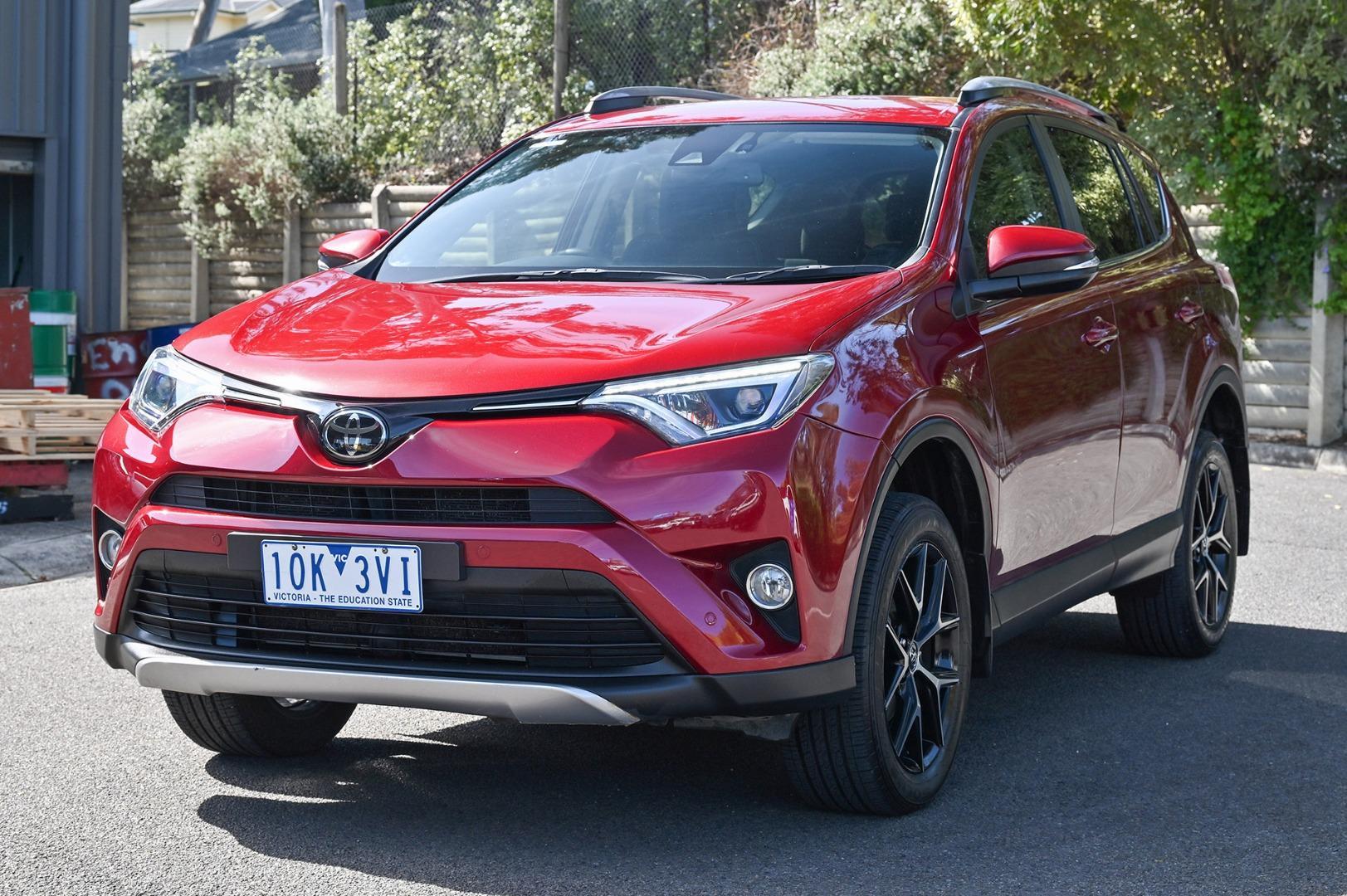 2018 Toyota RAV4 GXL AWD in Red