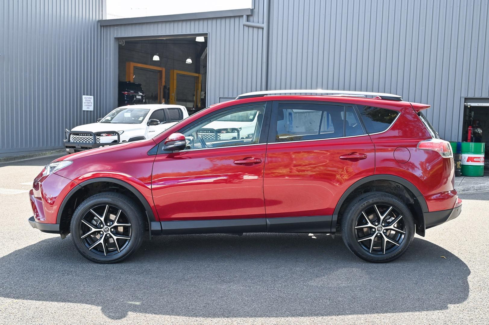 2018 Toyota RAV4 GXL AWD in Red