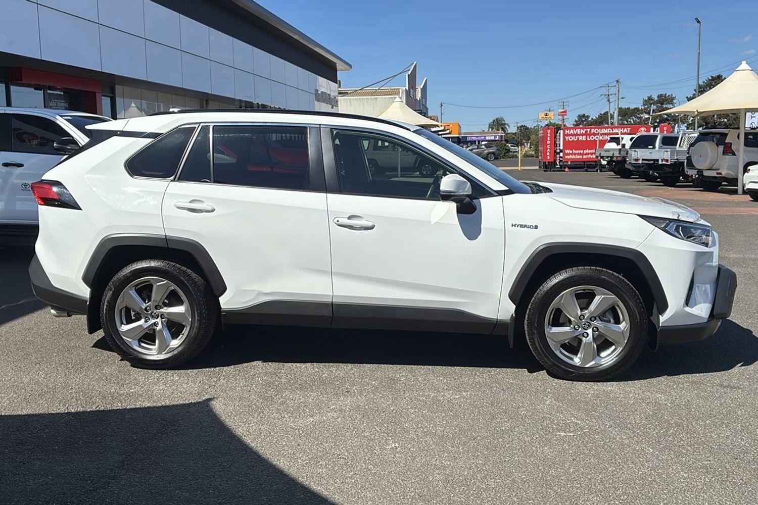 2021 Toyota RAV4 GXL AWD in White
