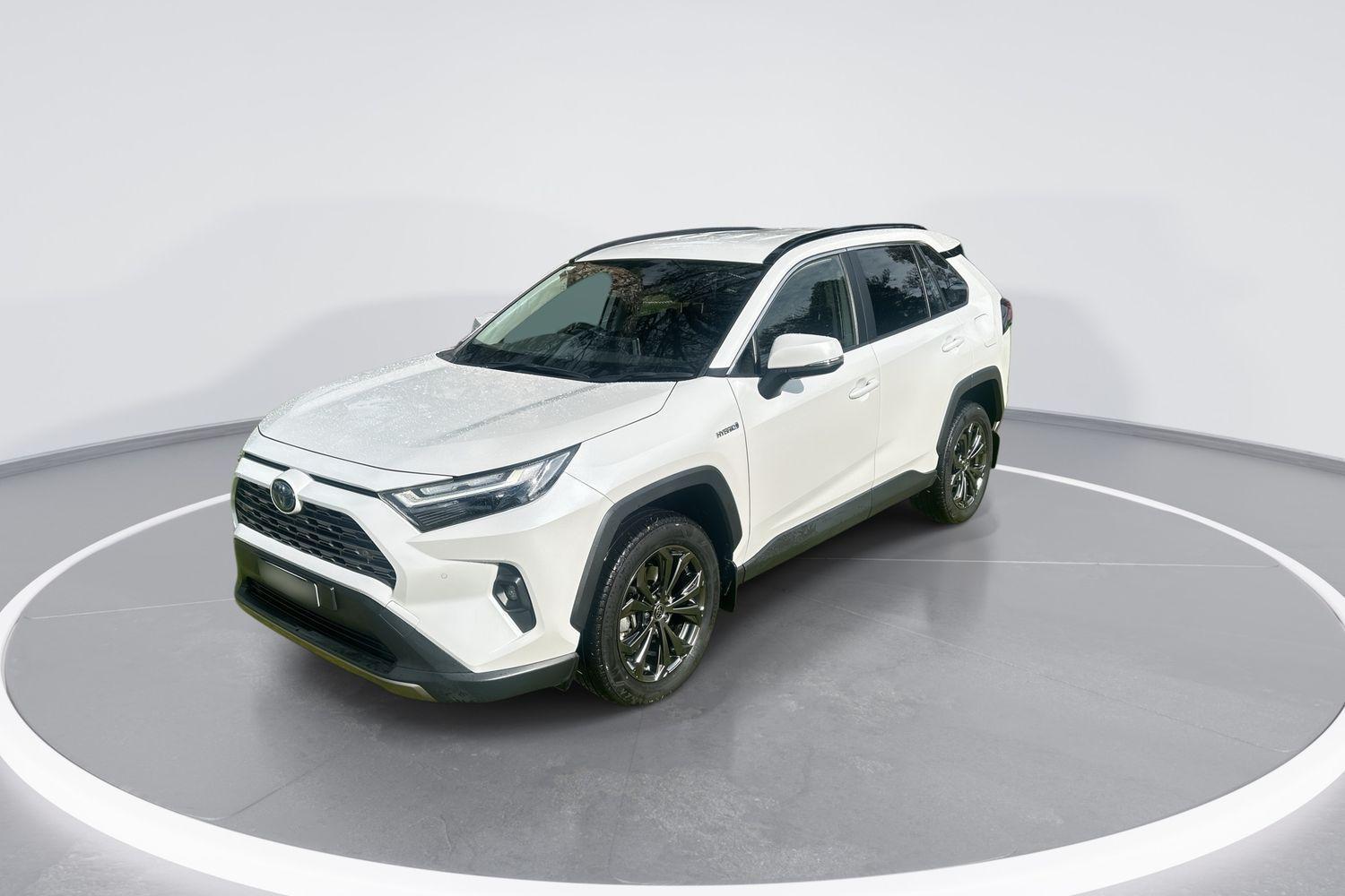 2023 Toyota RAV4 GXL AWD in White