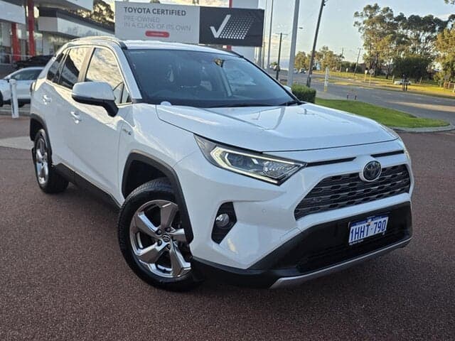 2021 Toyota RAV4 GXL AWD in White