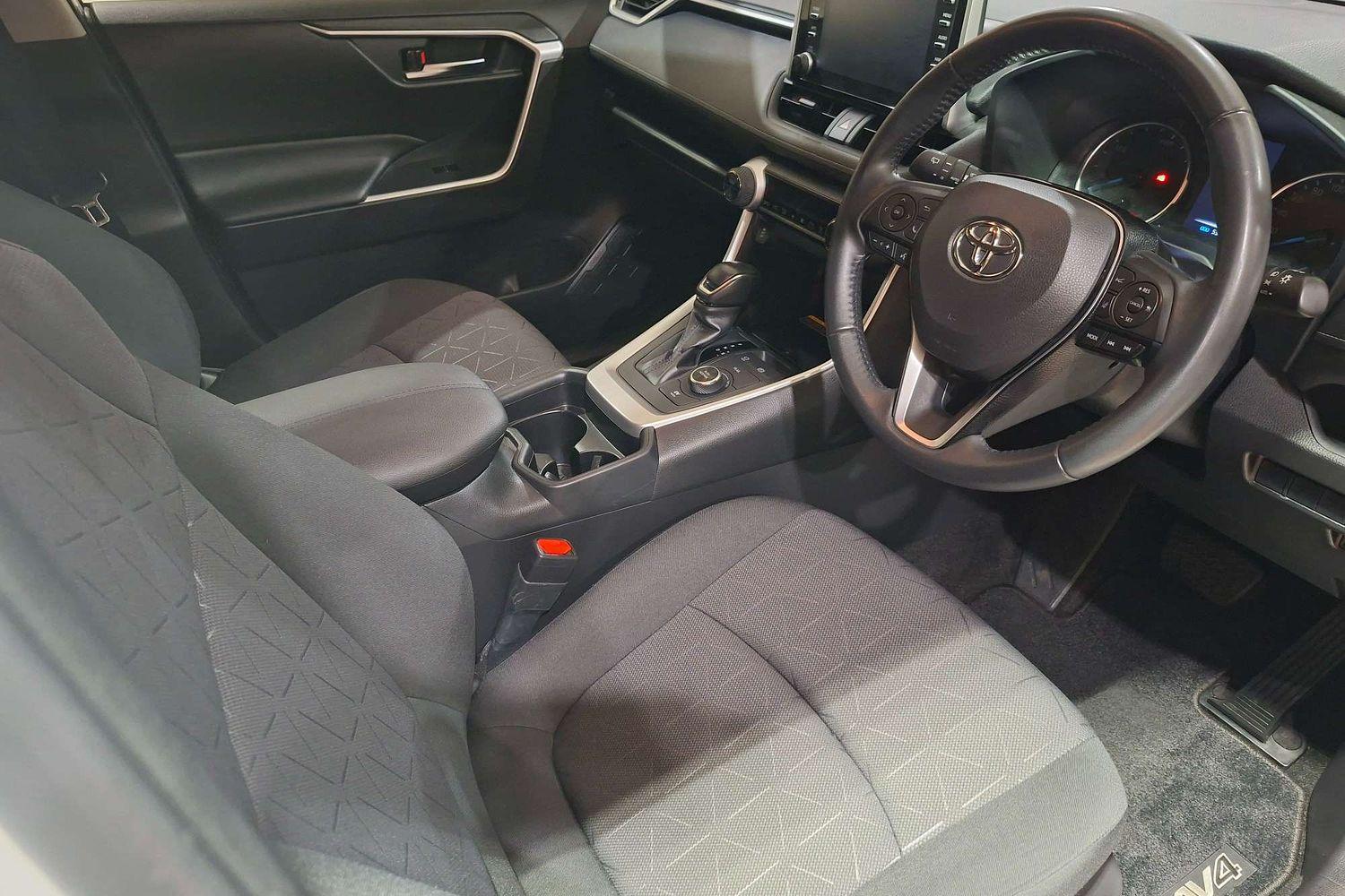 2021 Toyota RAV4 GXL AWD in White