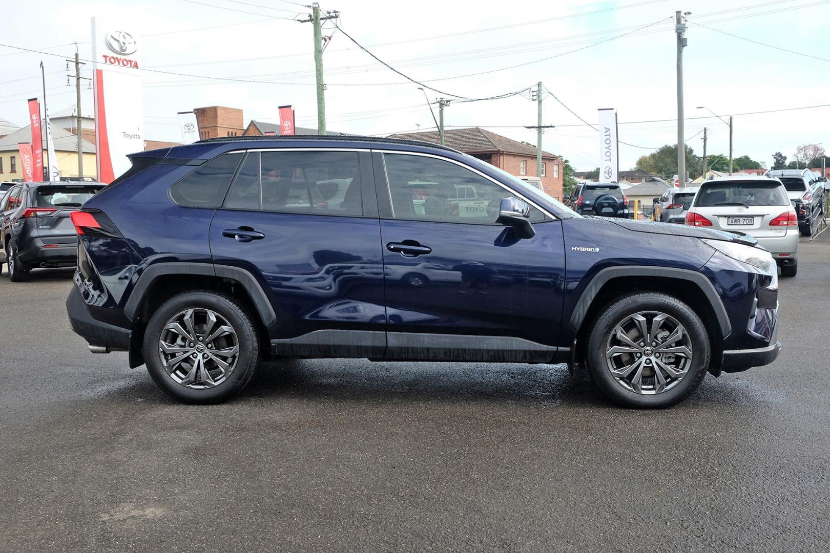 2022 Toyota RAV4 GXL AWD in Blue