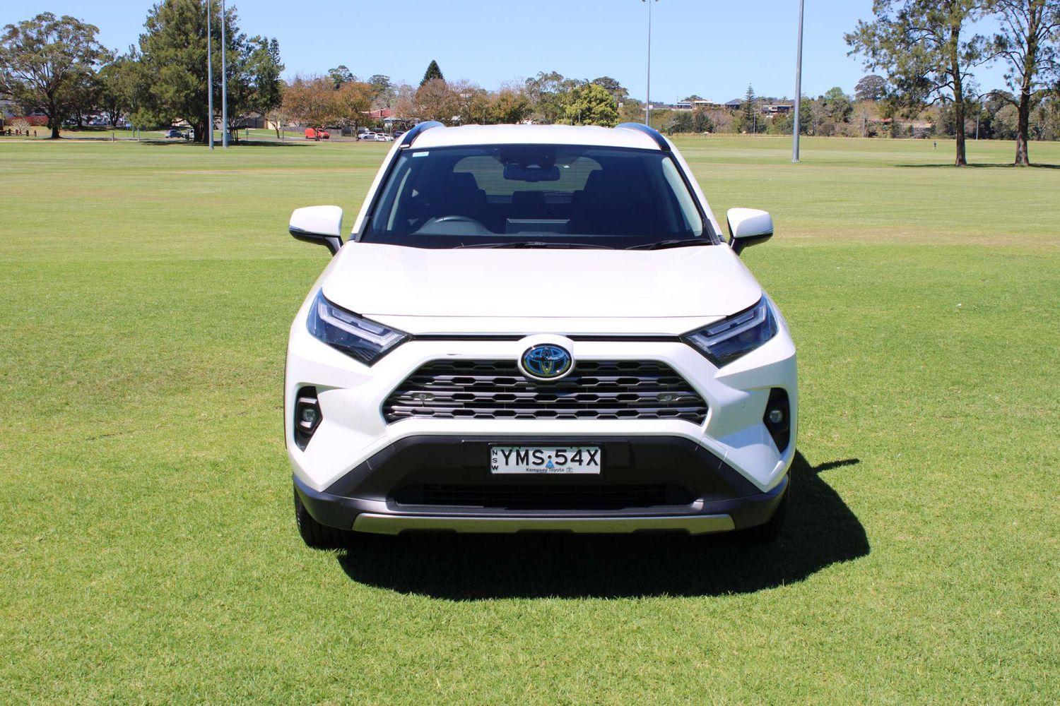 2023 Toyota RAV4 GXL AWD in White