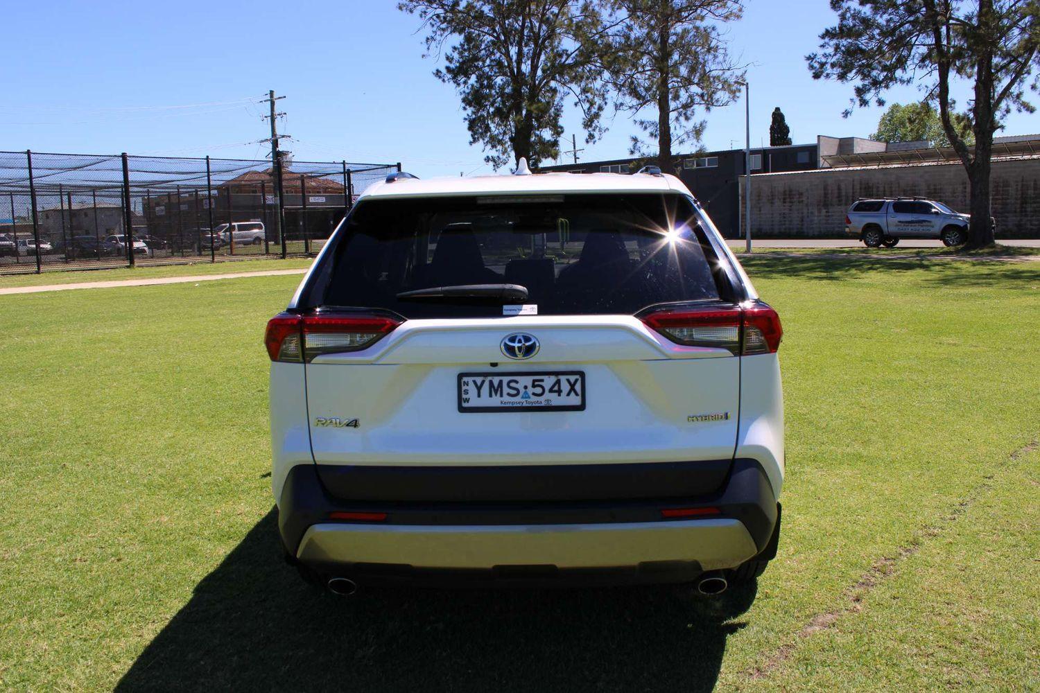 2023 Toyota RAV4 GXL AWD in White