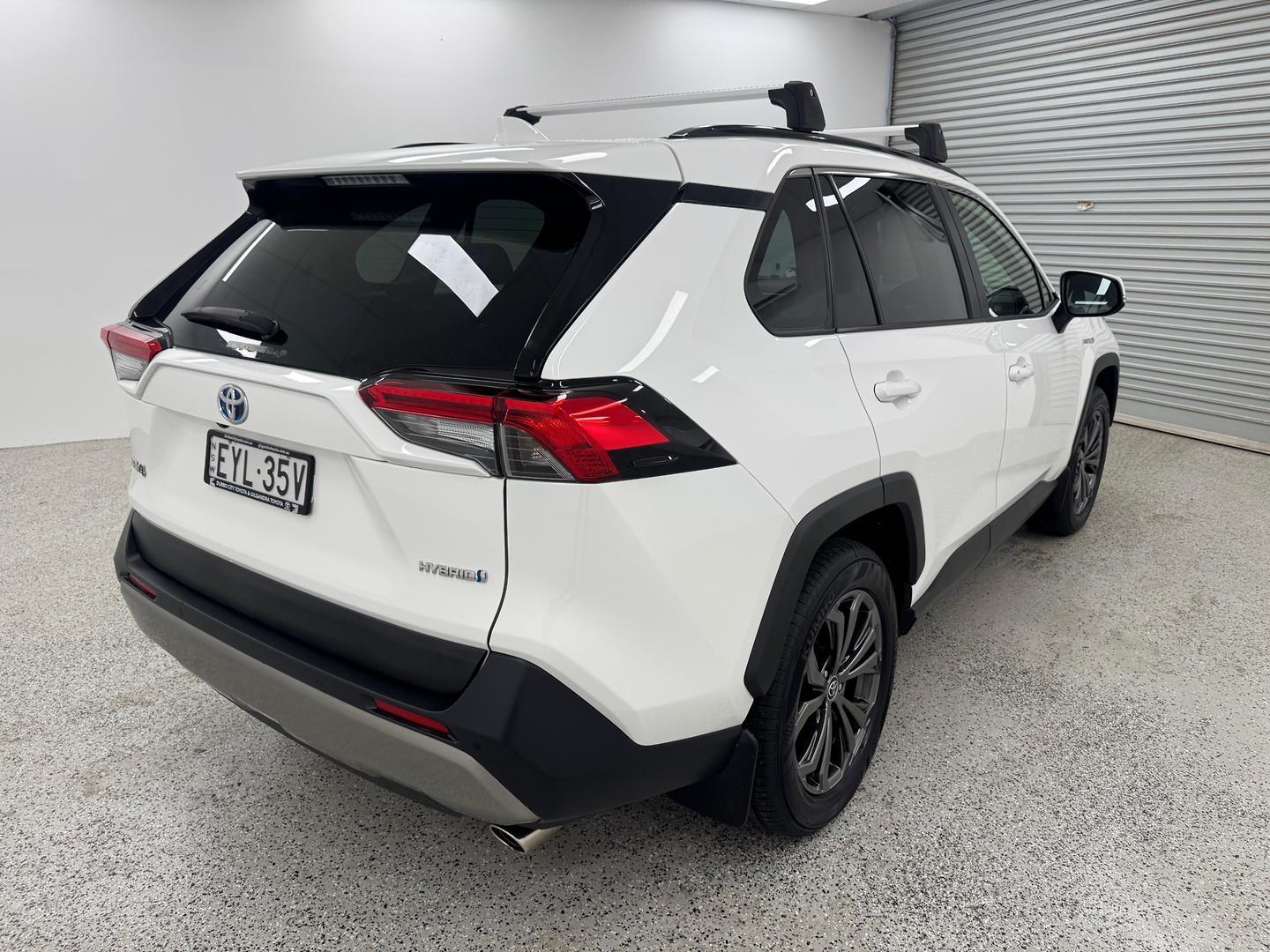 2023 Toyota RAV4 GXL AWD in White