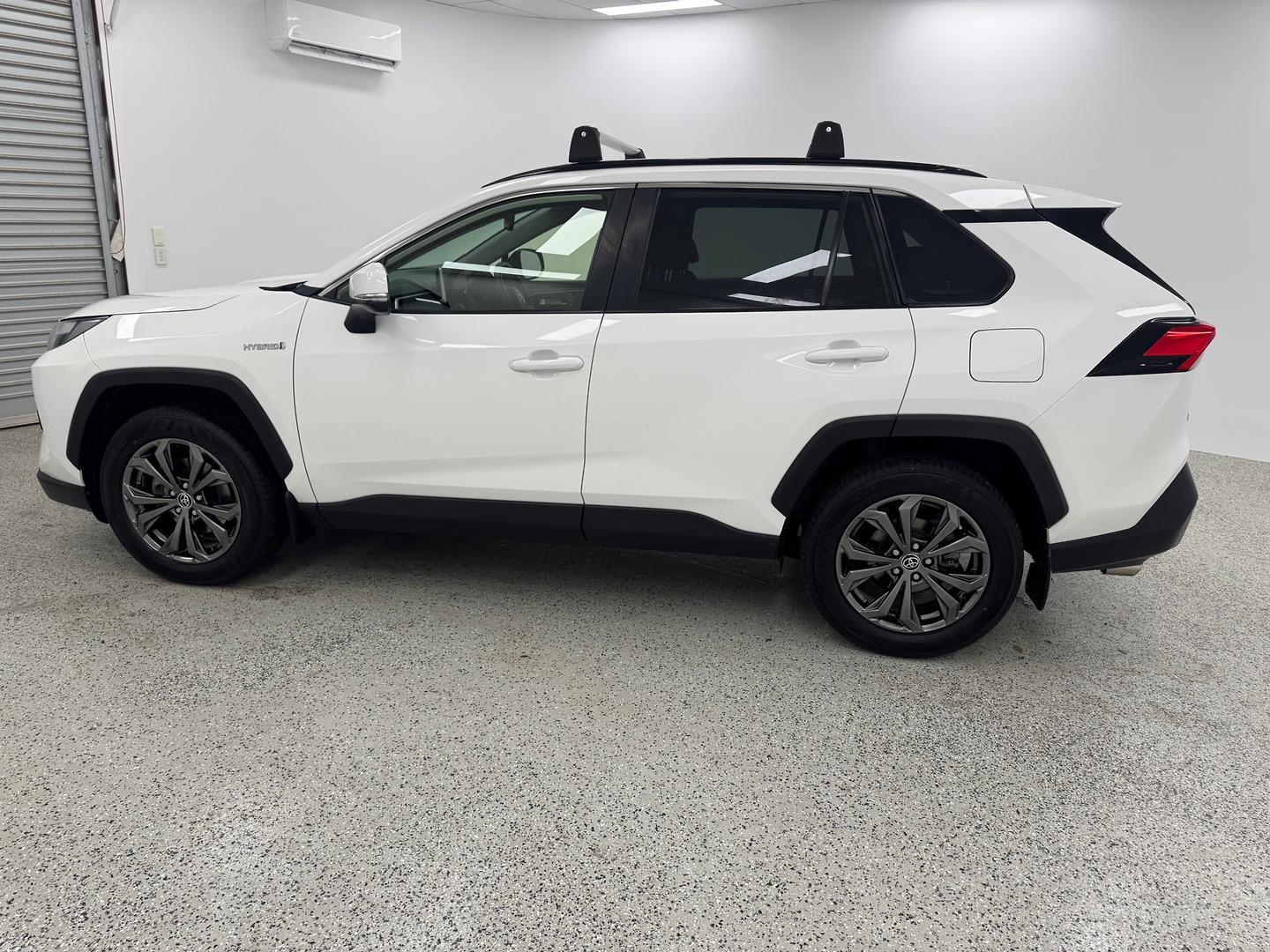 2023 Toyota RAV4 GXL AWD in White