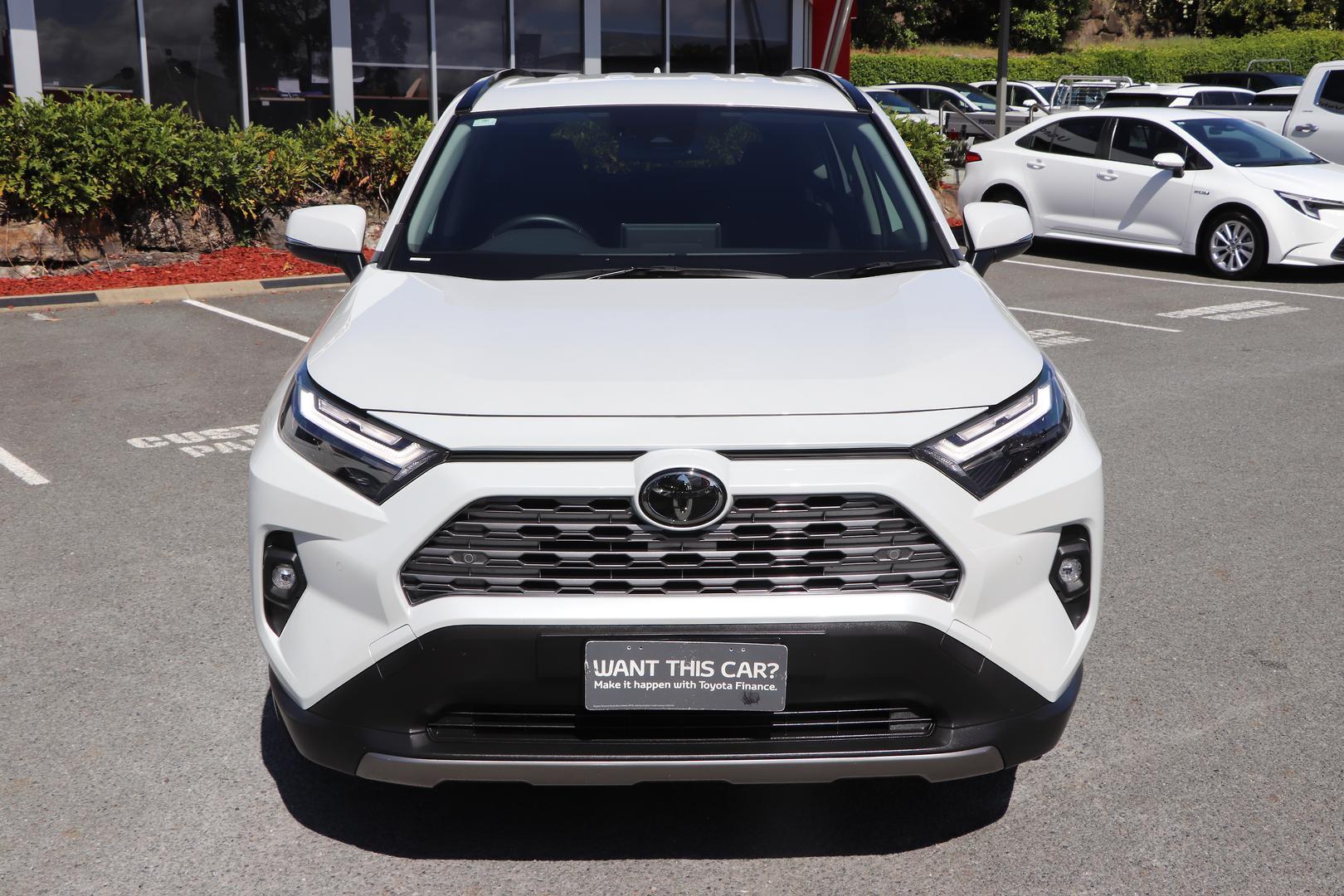 2025 Toyota RAV4 GXL AWD in White