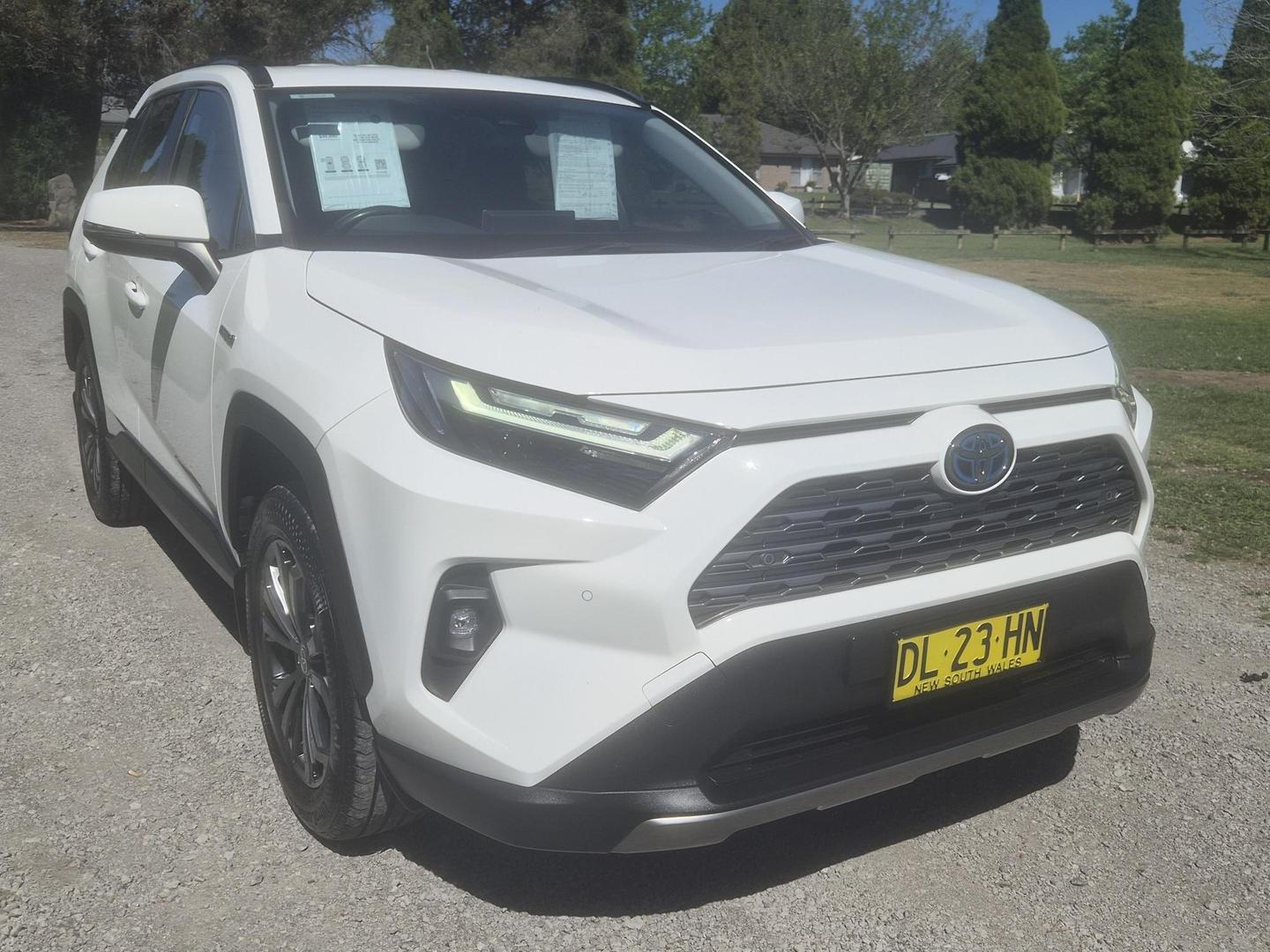 2024 Toyota RAV4 GXL AWD in White