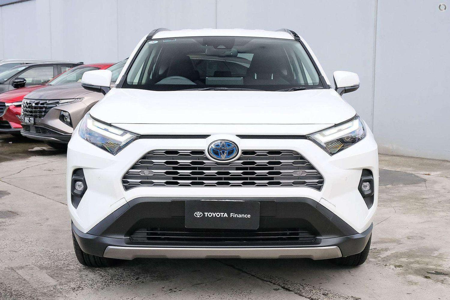 2024 Toyota RAV4 GXL AWD in White