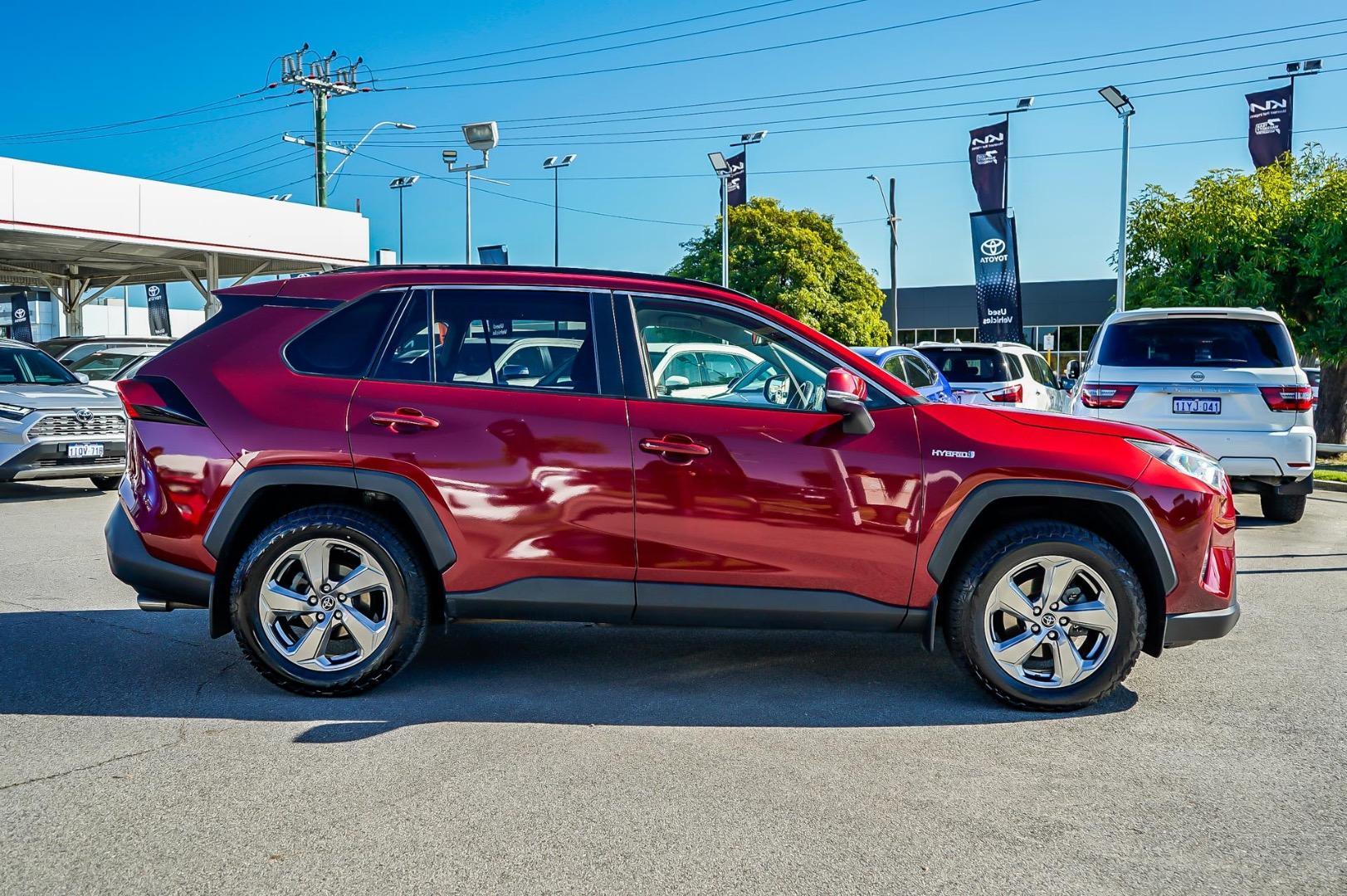 2019 Toyota RAV4 GXL in Red
