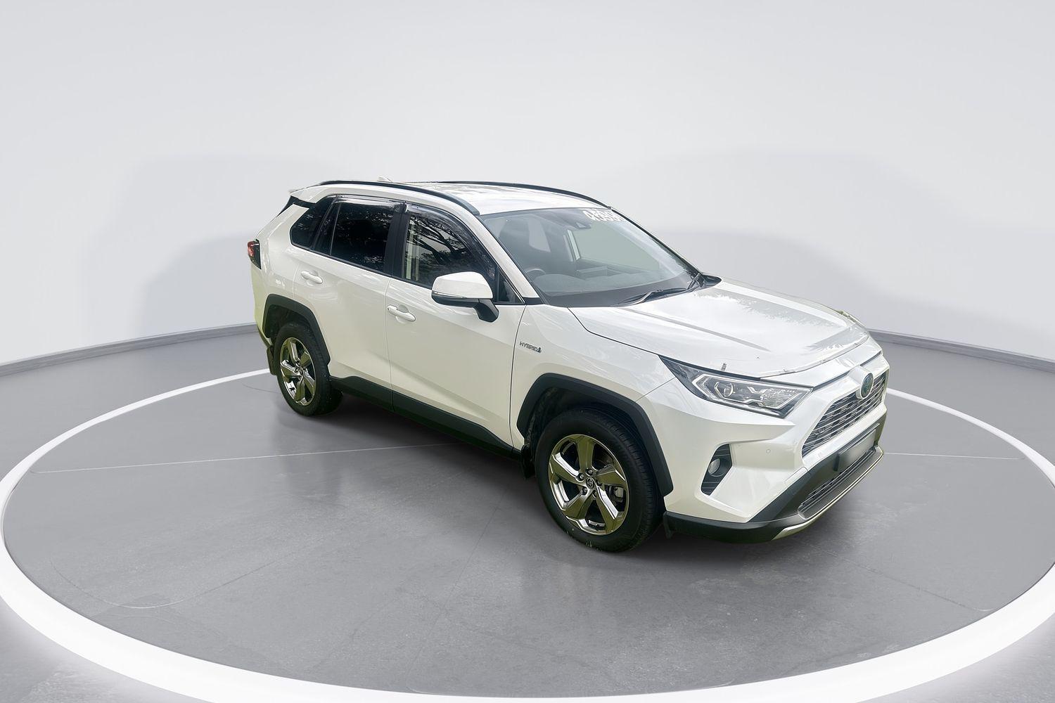 2020 Toyota RAV4 GXL-2WD in White