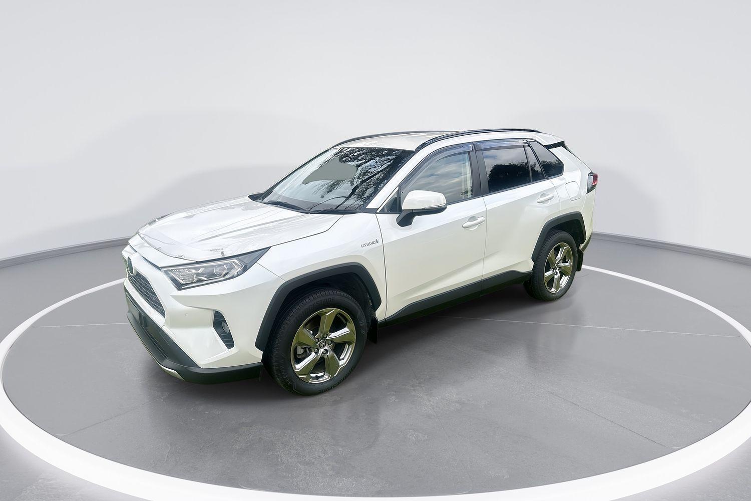 2020 Toyota RAV4 GXL-2WD in White