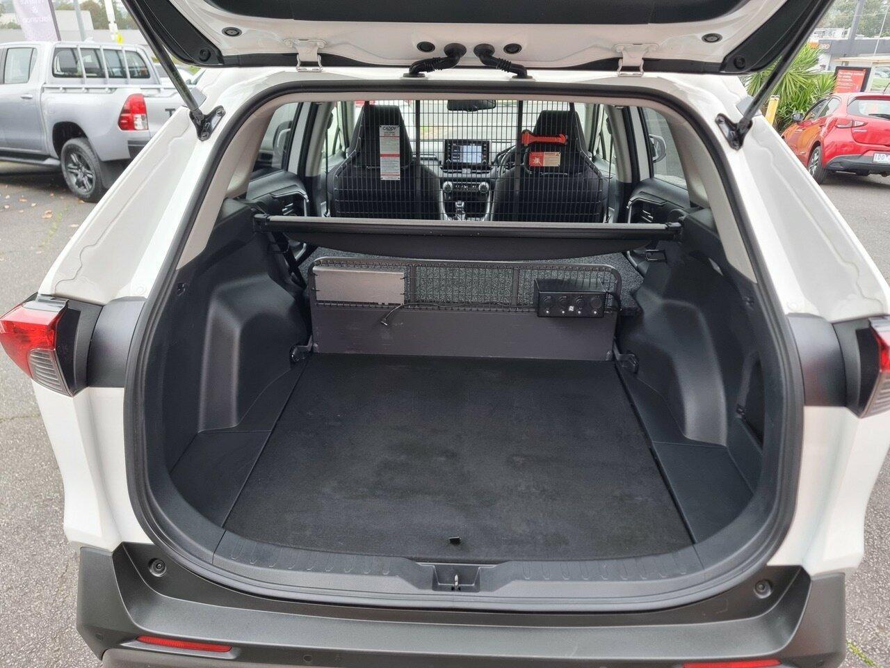 2021 Toyota RAV4 GXL-2WD in White