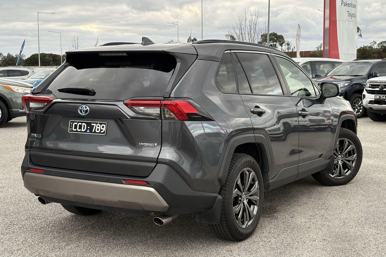 2022 Toyota RAV4 GXL-2WD in Silver