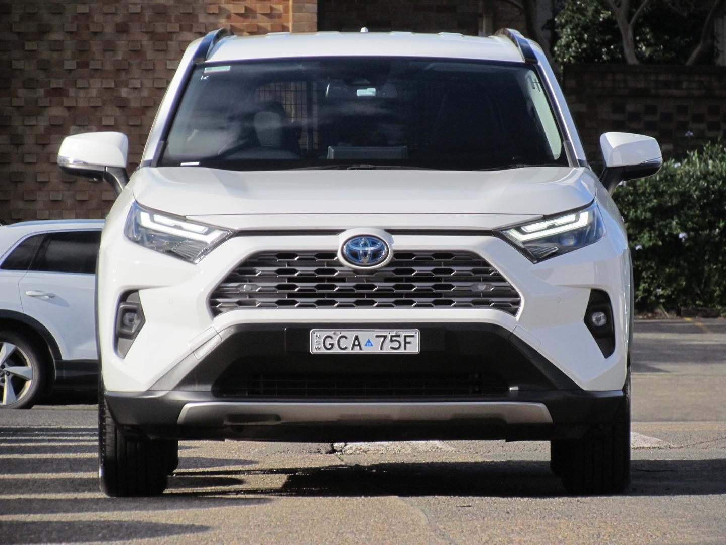 2024 Toyota RAV4 GXL-2WD in White