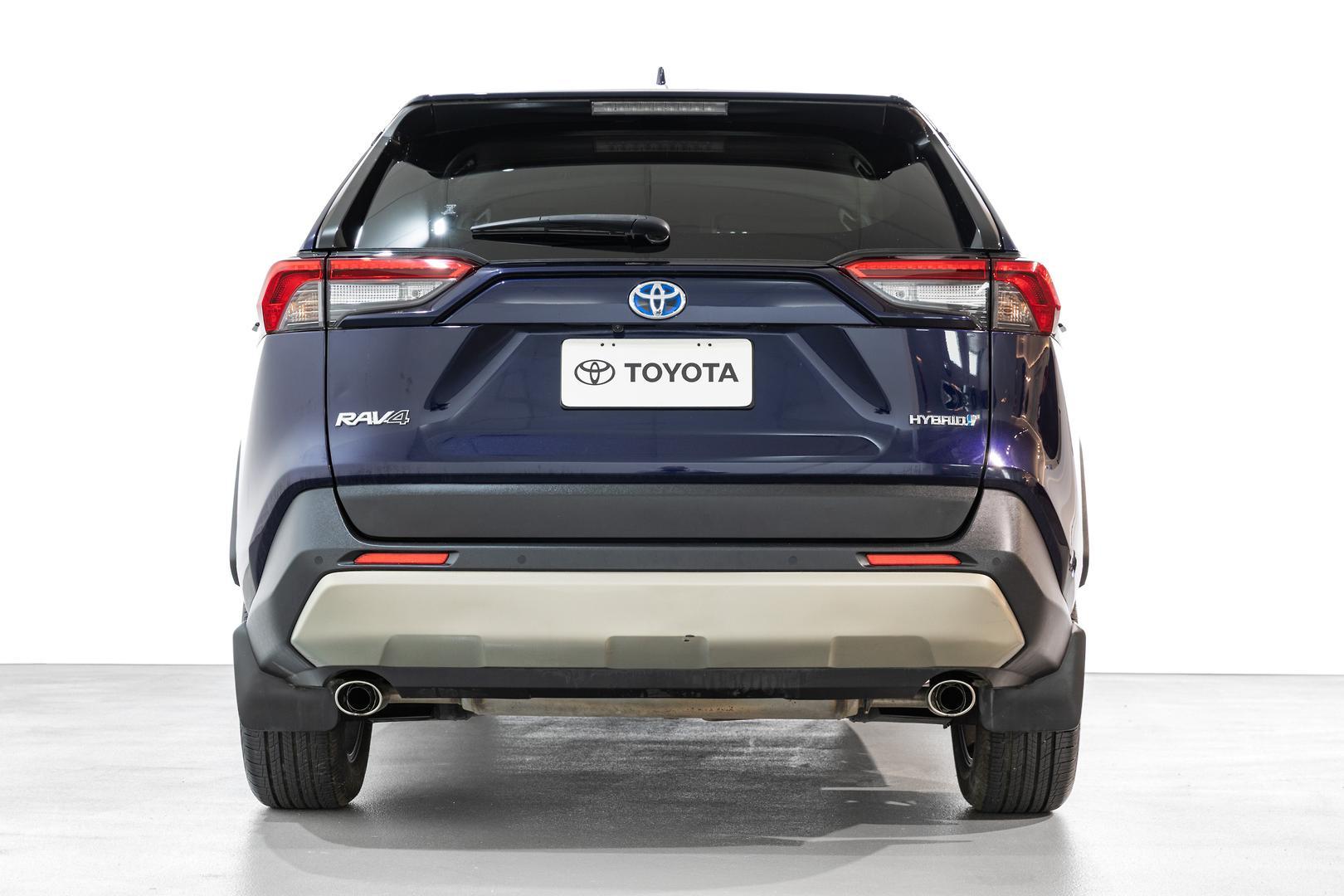 2022 Toyota RAV4 GXL-2WD in Blue