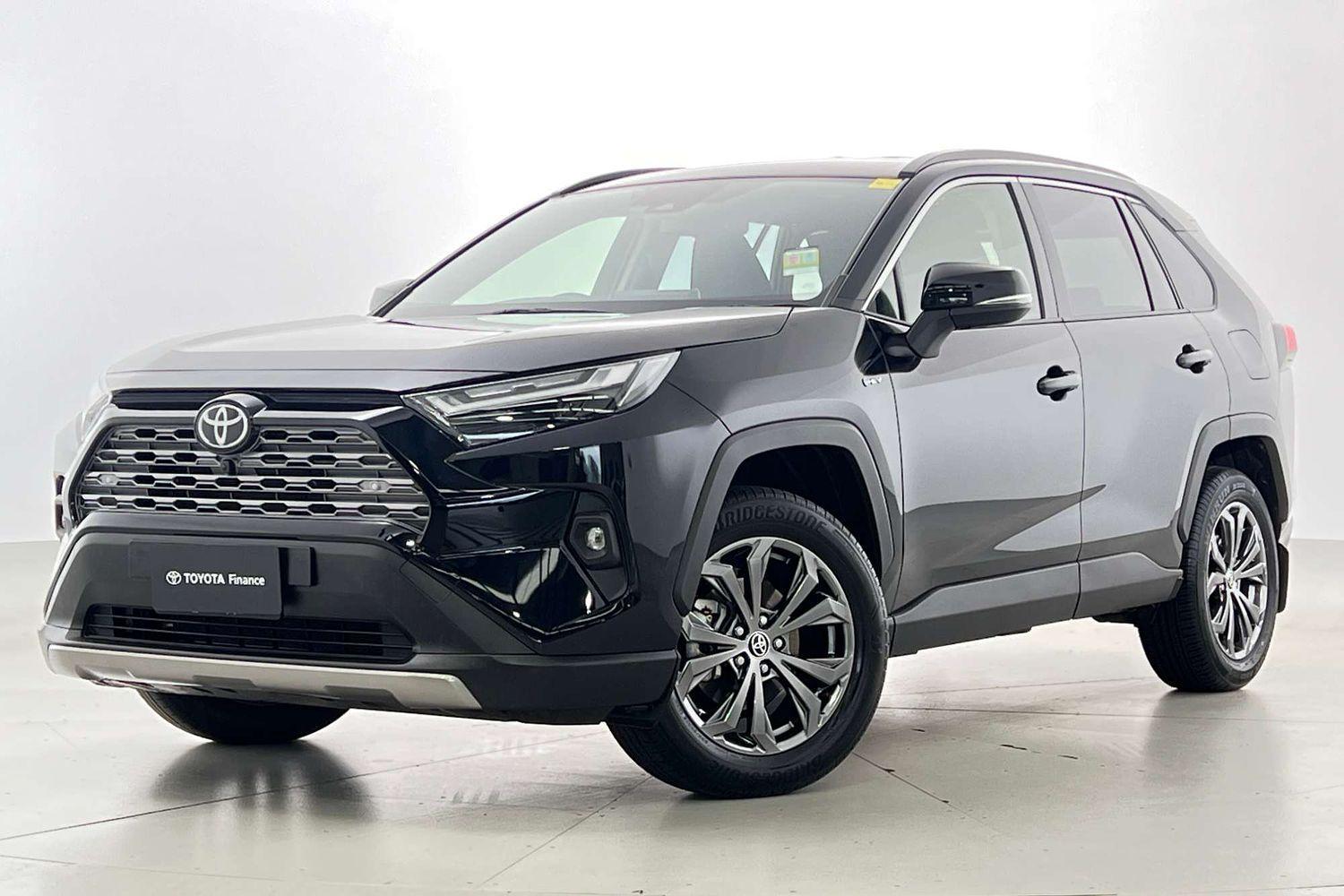 2024 Toyota RAV4 GXL-2WD in Black