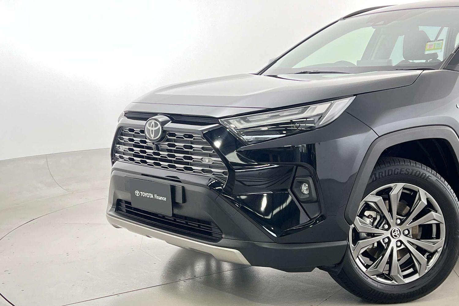 2024 Toyota RAV4 GXL-2WD in Black