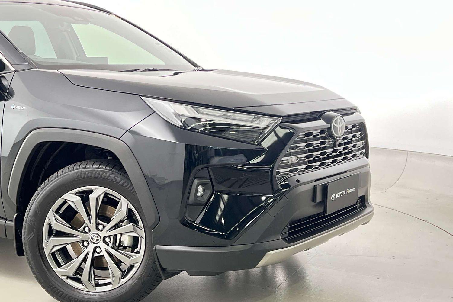 2024 Toyota RAV4 GXL-2WD in Black