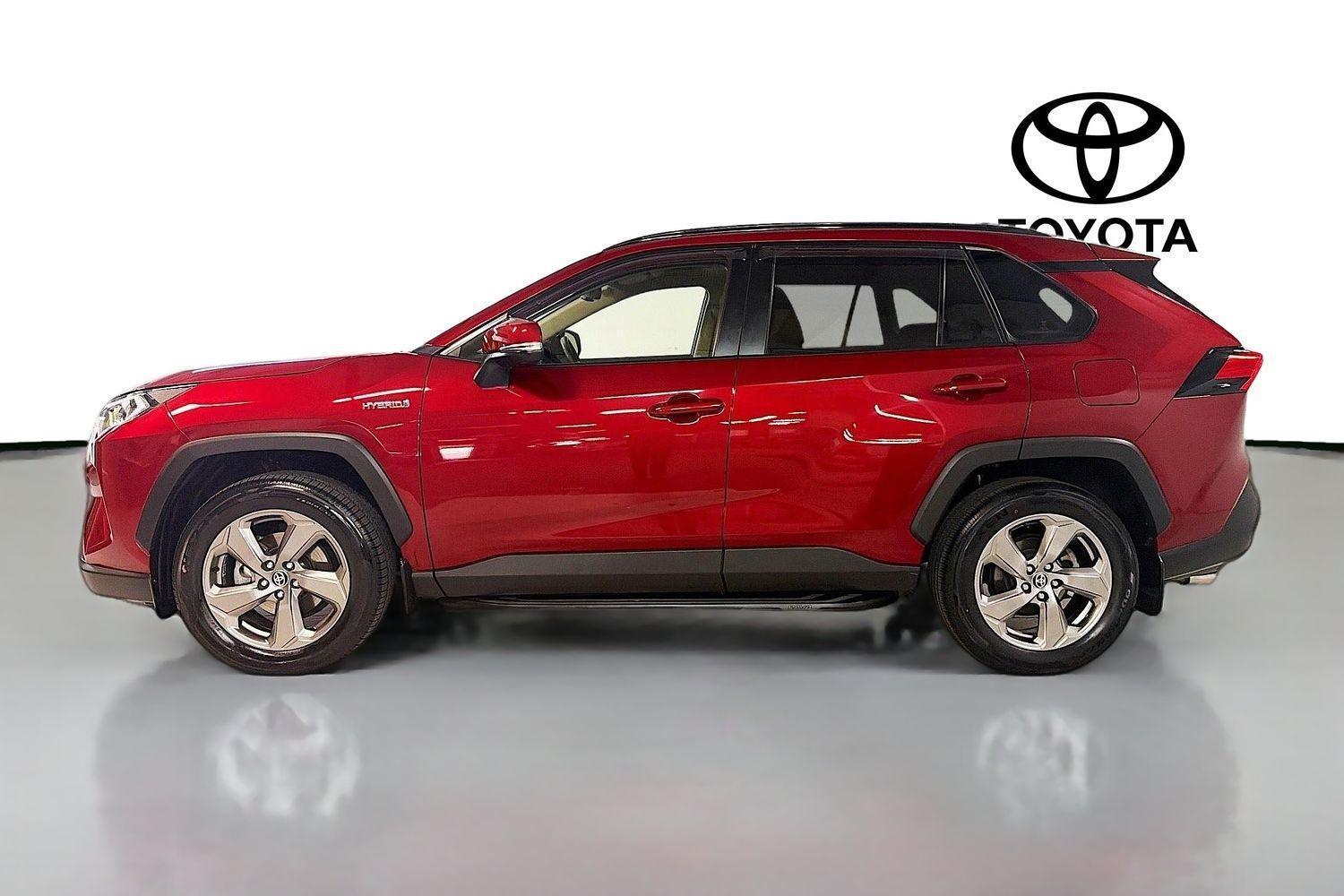 2019 Toyota RAV4 GXL-2WD in Red