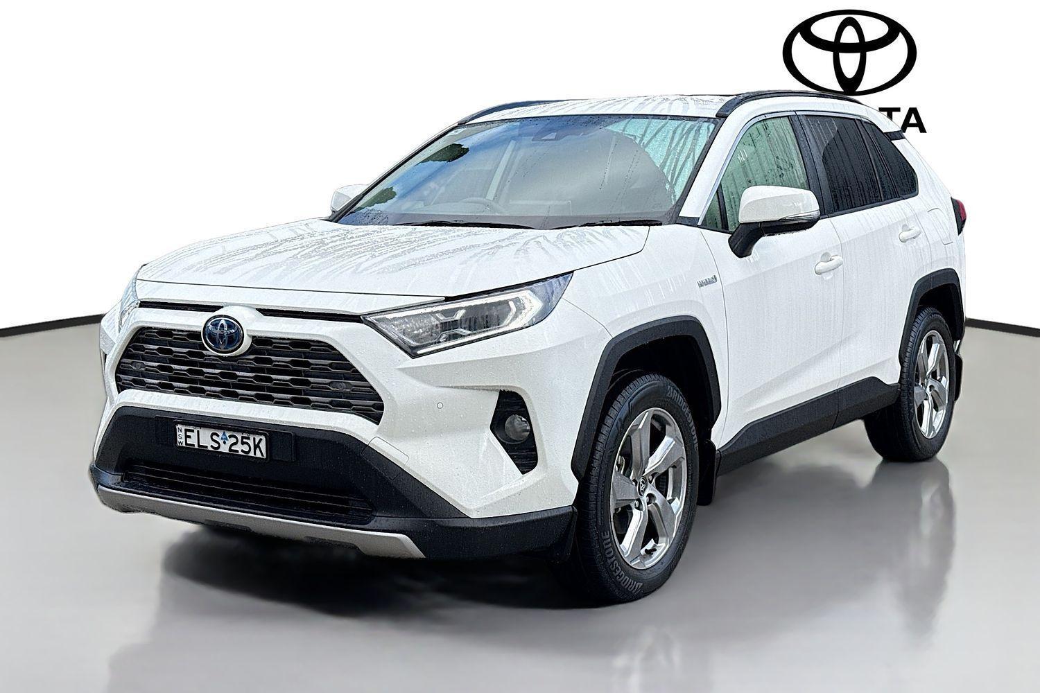 2021 Toyota RAV4 GXL-2WD in White