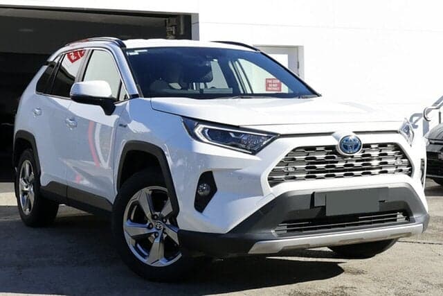 2021 Toyota RAV4 GXL-2WD in White