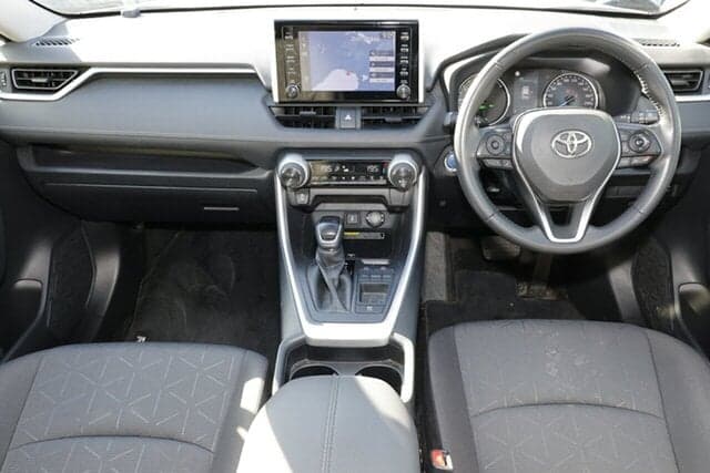 2021 Toyota RAV4 GXL-2WD in White