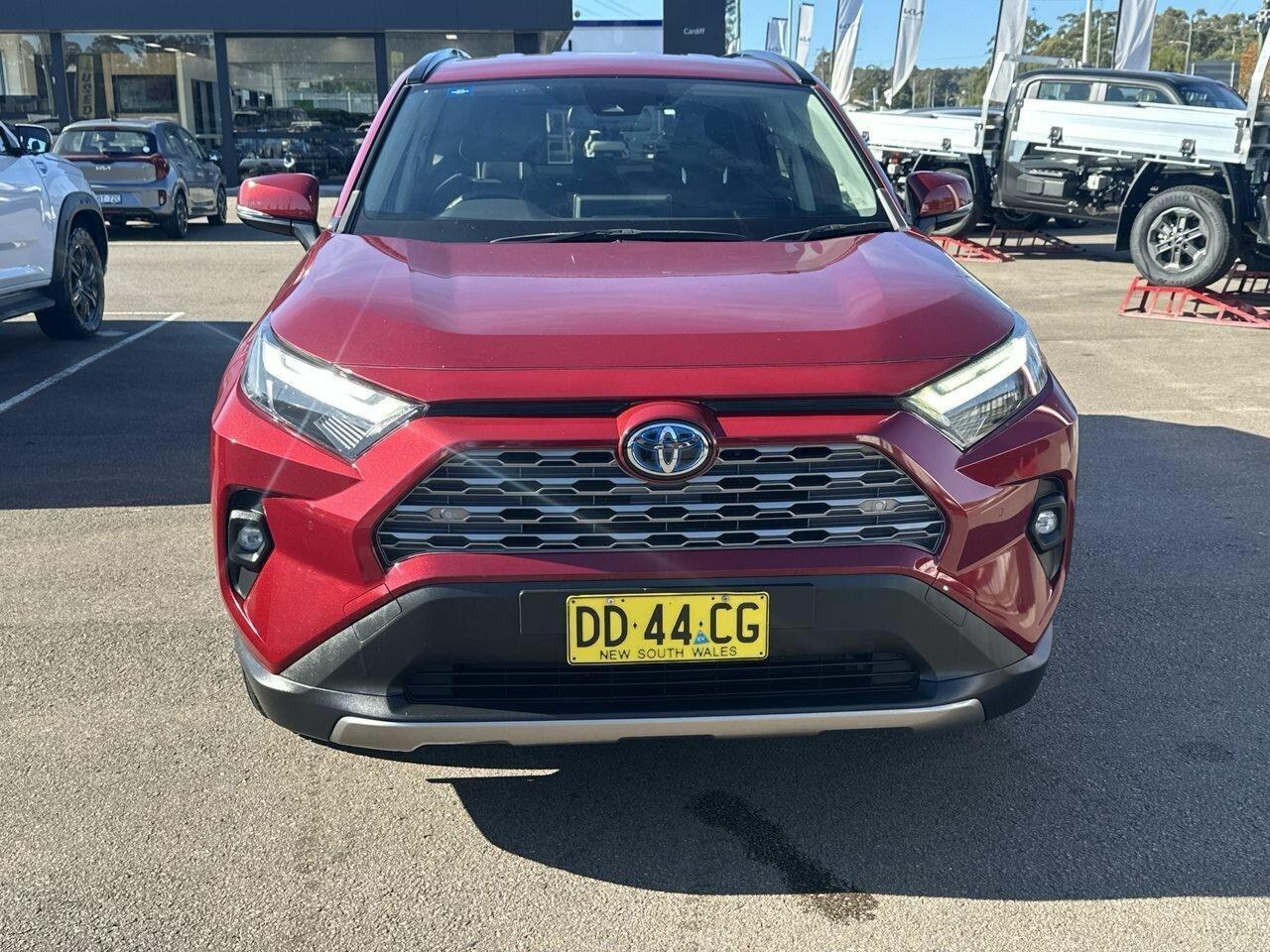 2021 Toyota RAV4 GXL in Red