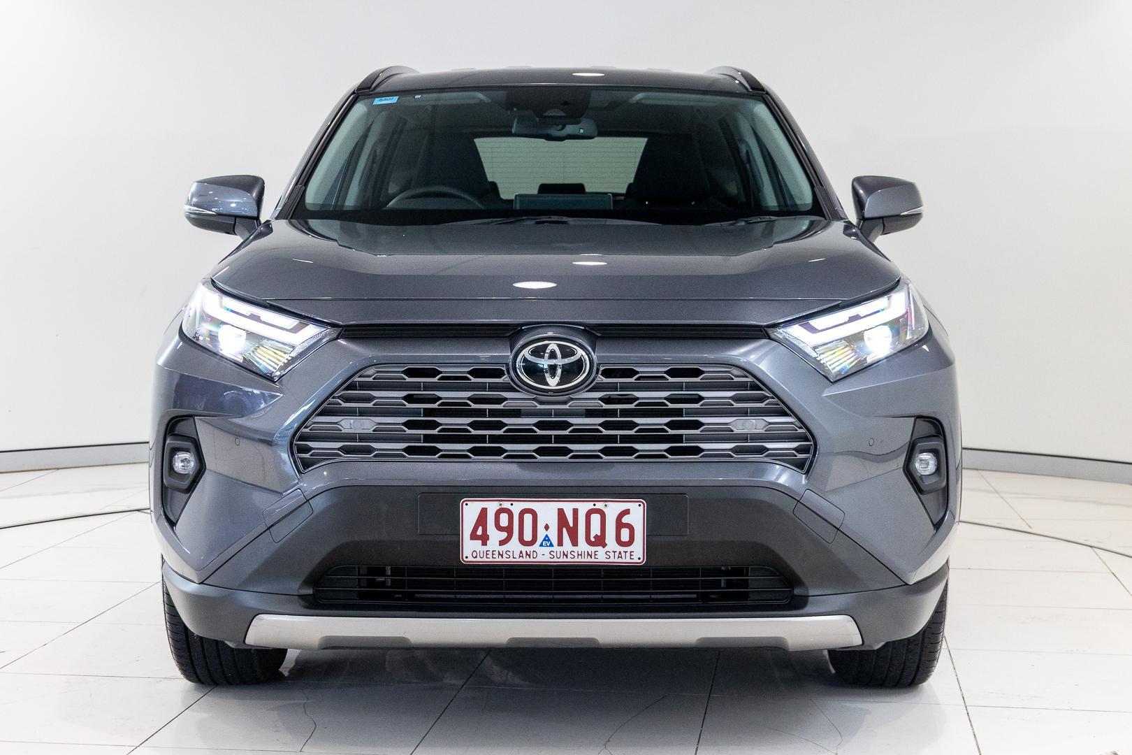2025 Toyota RAV4 GXL-2WD in Silver