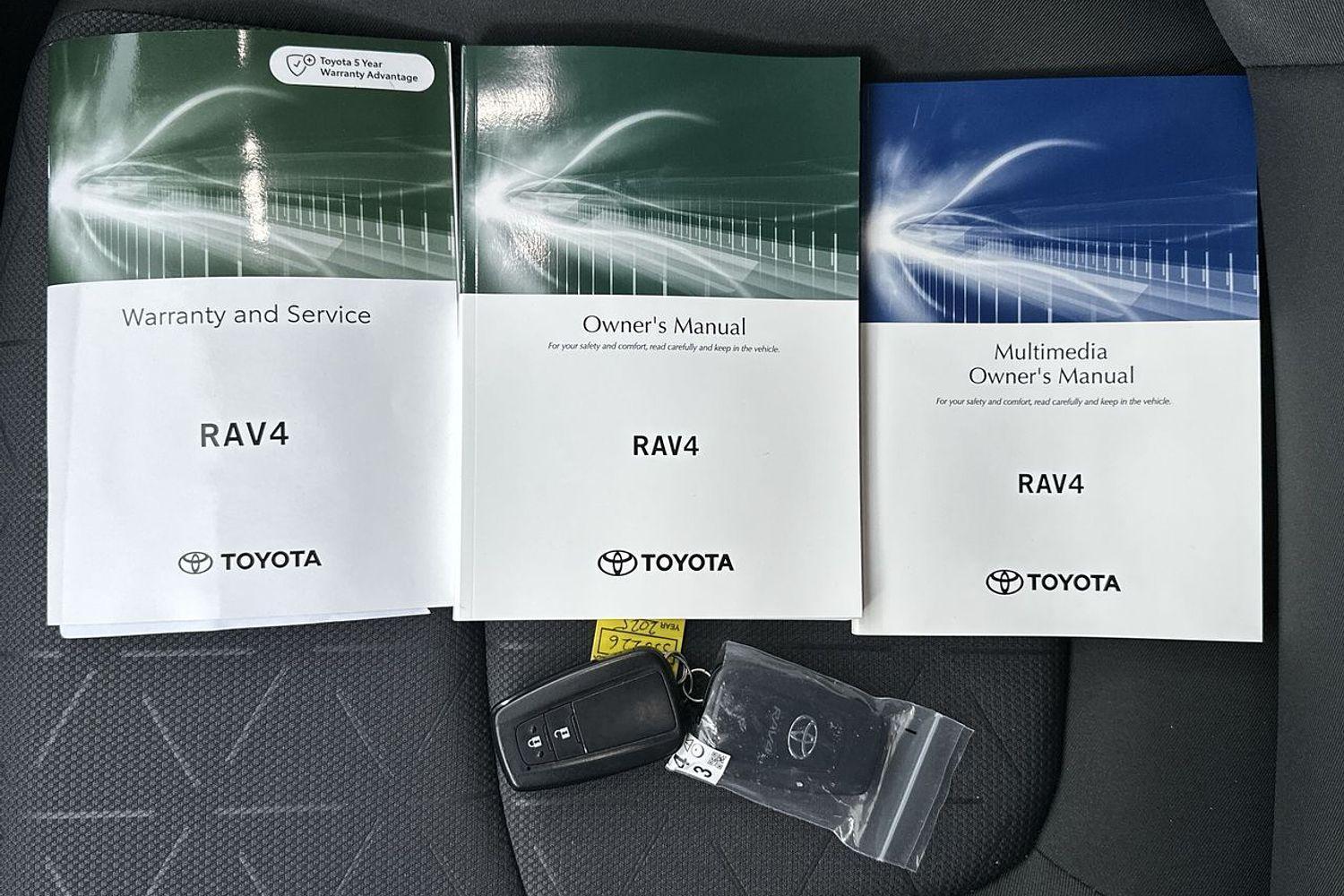 2025 Toyota RAV4 GXL-2WD in Silver