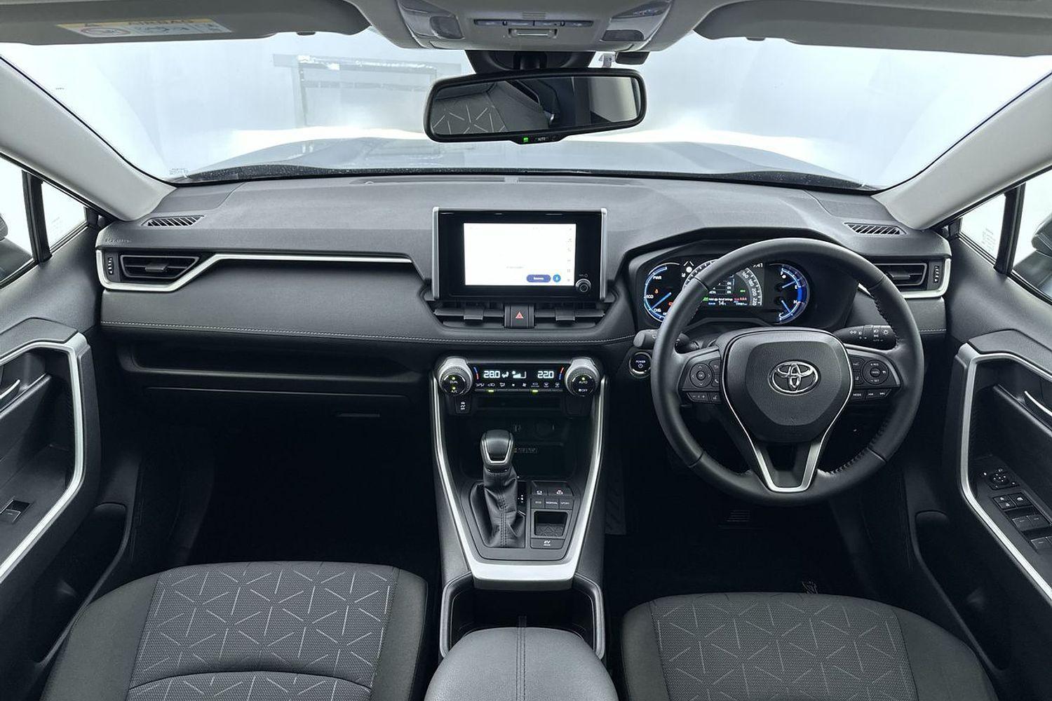 2025 Toyota RAV4 GXL-2WD in Silver