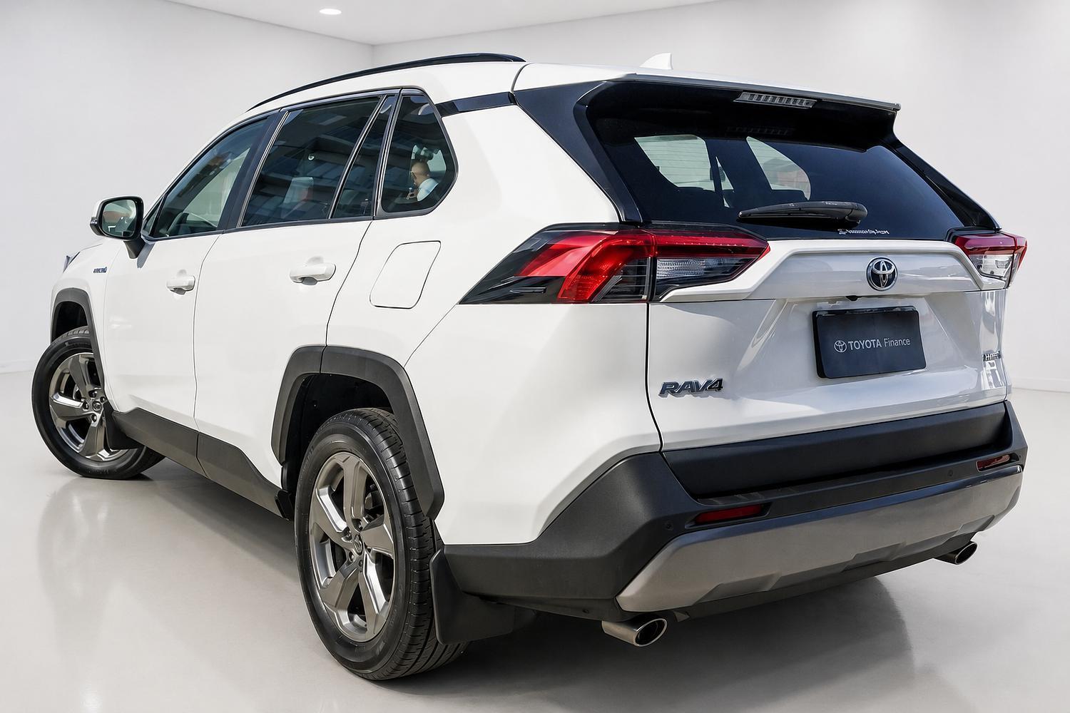 2021 Toyota RAV4 GXL-2WD in White