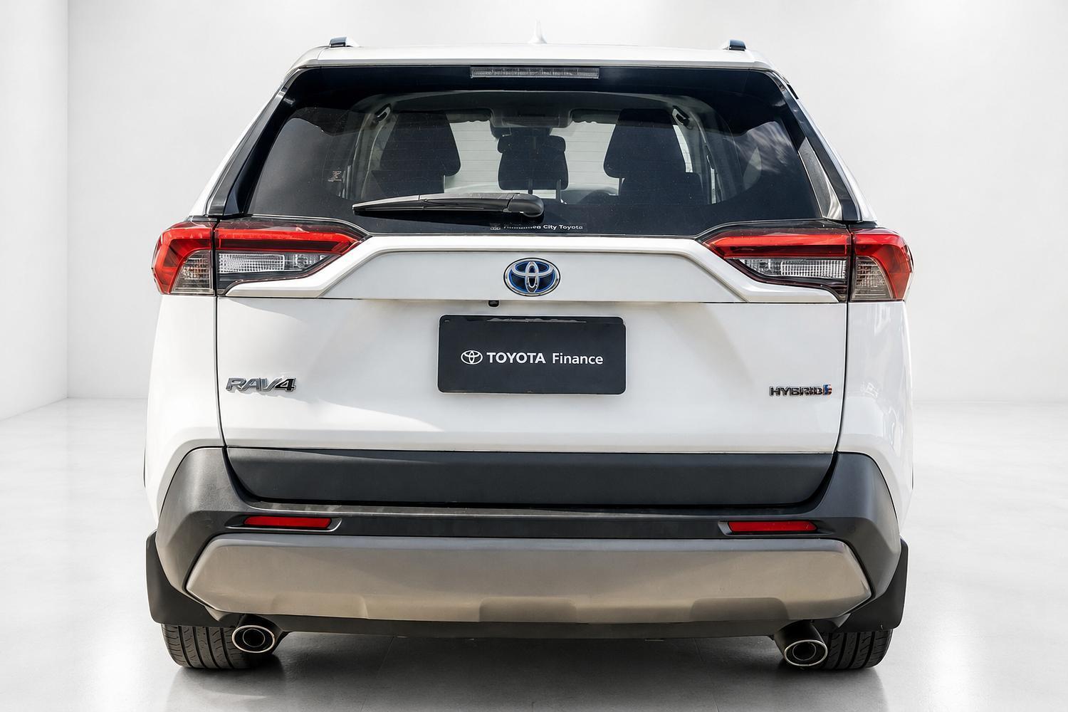 2021 Toyota RAV4 GXL-2WD in White