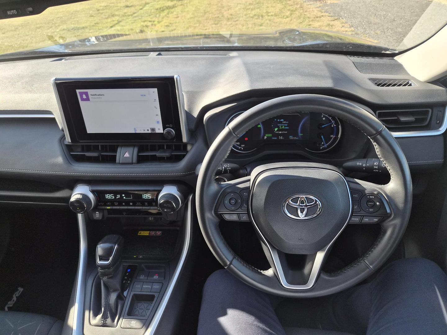 2023 Toyota RAV4 GXL in Black