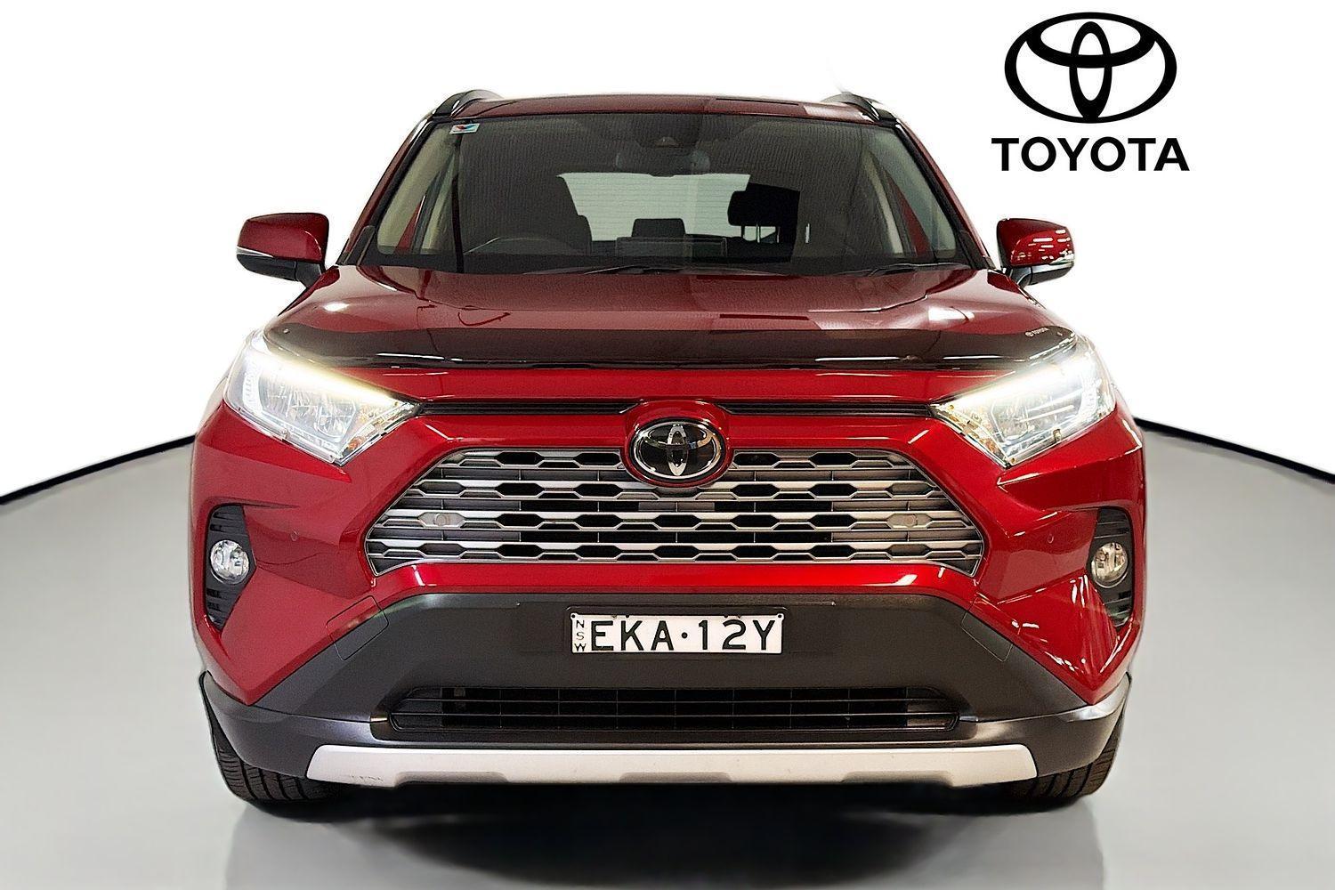 2020 Toyota RAV4 GXL-2WD in Red
