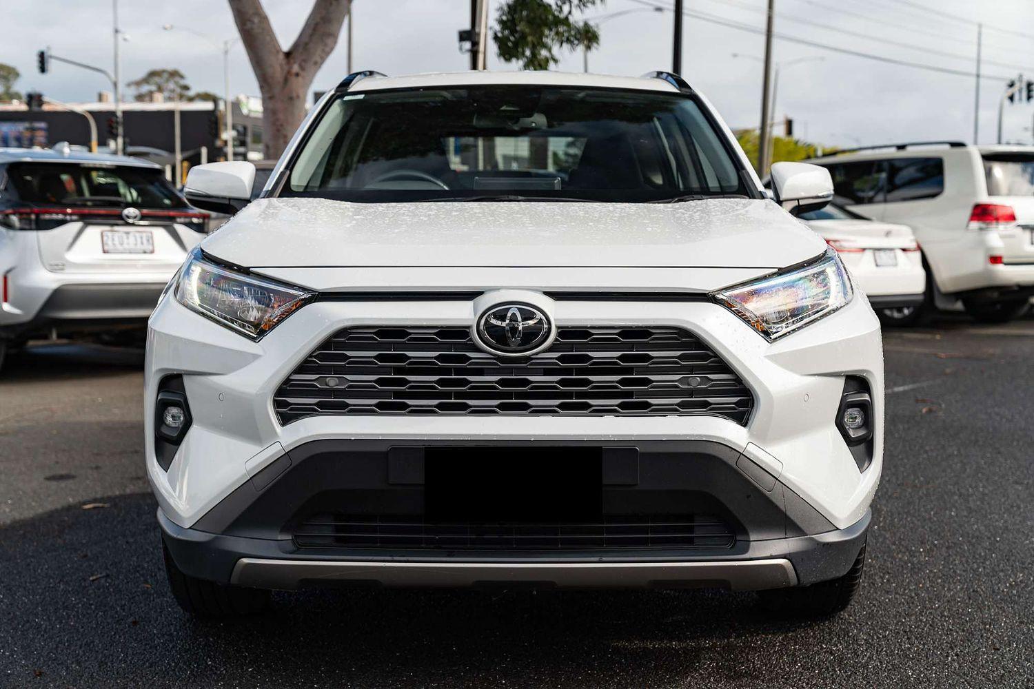 2023 Toyota RAV4 GXL-2WD in White