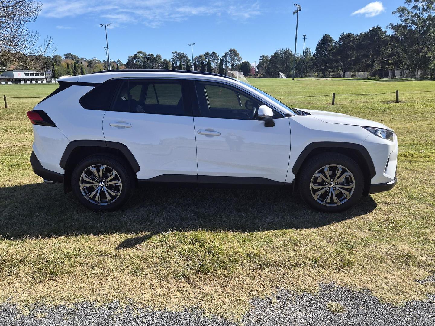 2024 Toyota RAV4 GXL-2WD in White