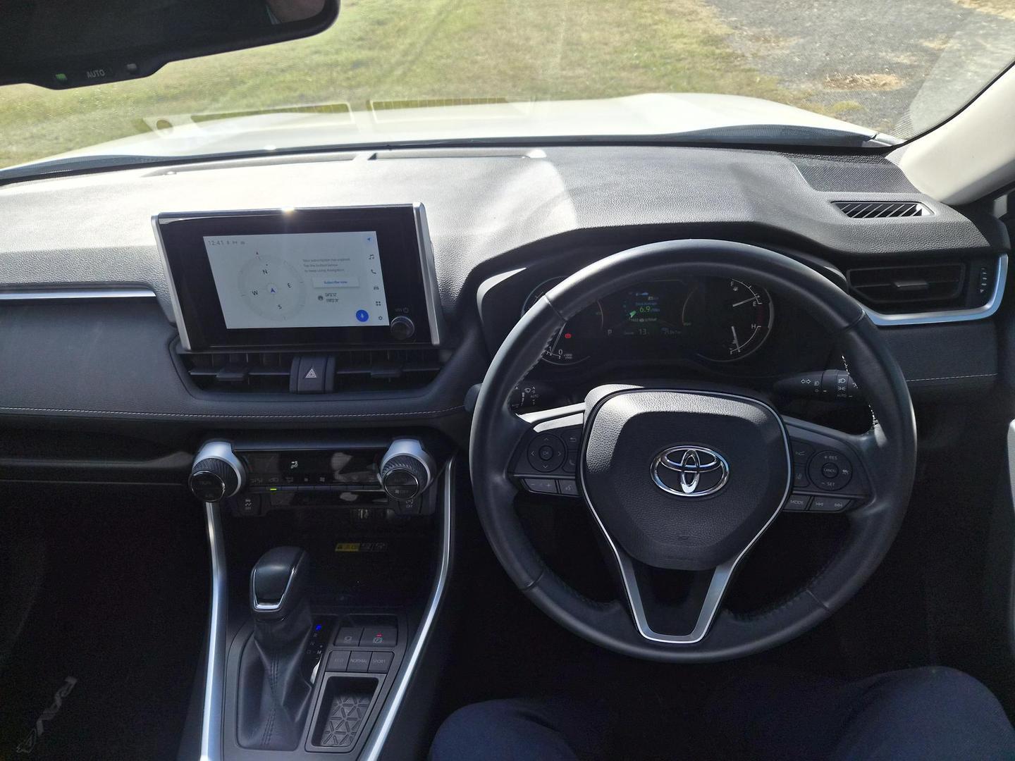 2024 Toyota RAV4 GXL-2WD in White