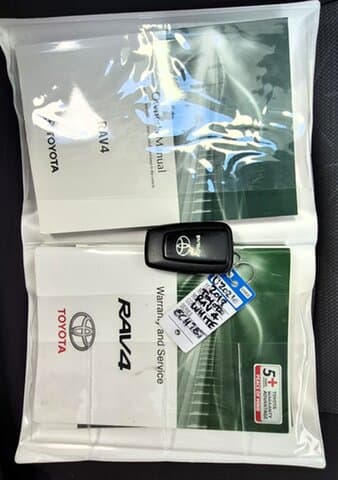 2019 Toyota RAV4 GXL-2WD in White