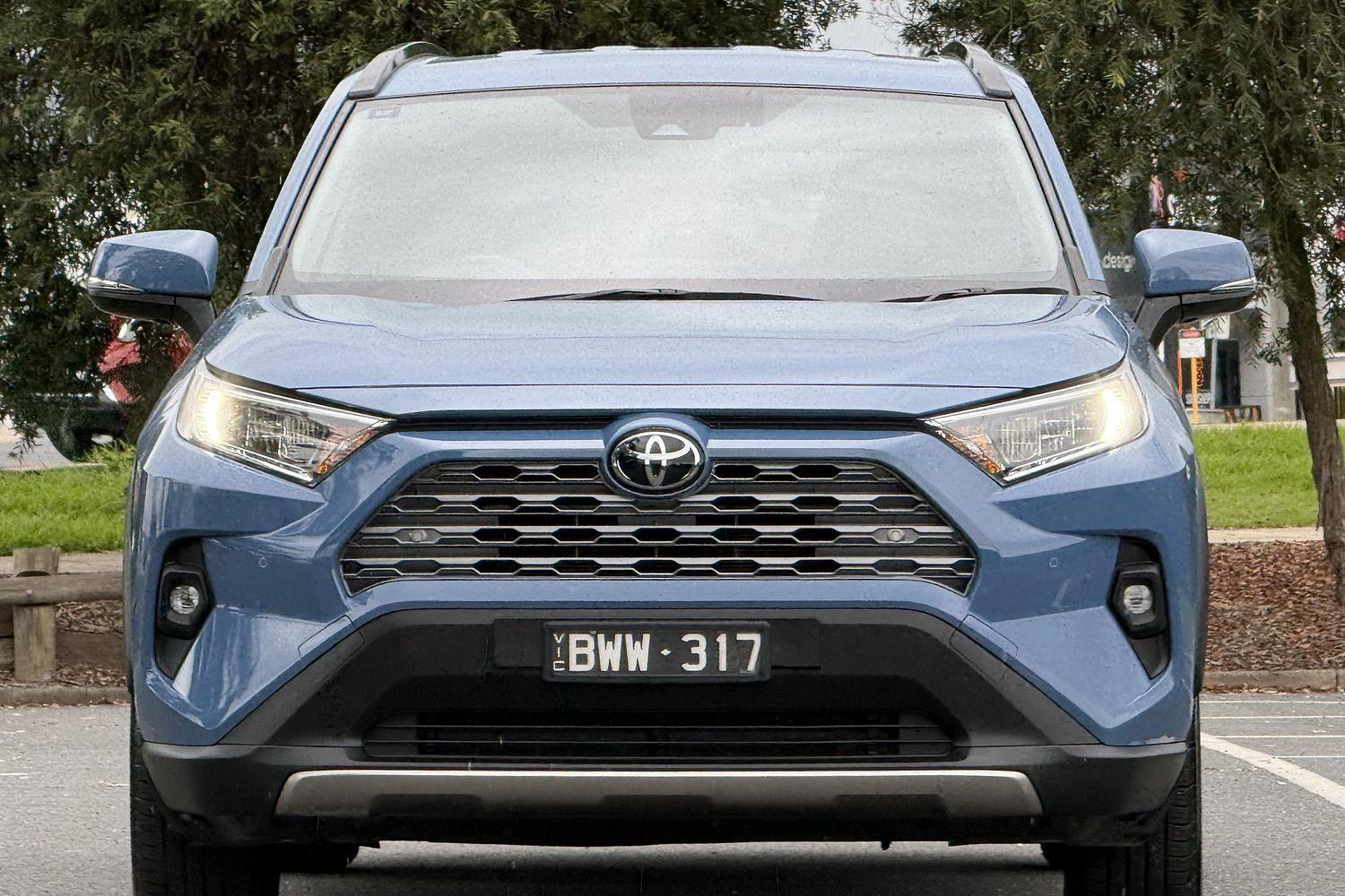 2022 Toyota RAV4 GXL-2WD in Blue