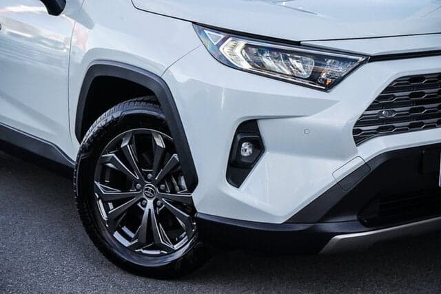 2022 Toyota RAV4 GXL-2WD in White