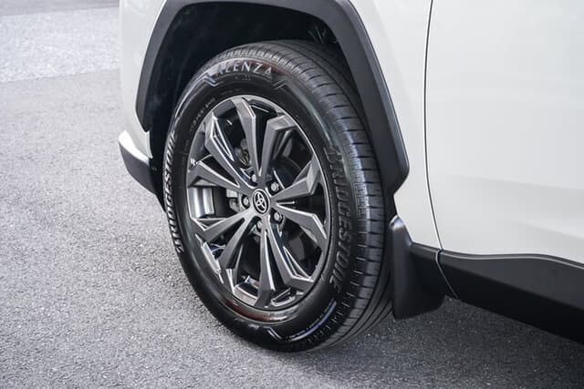 2022 Toyota RAV4 GXL-2WD in White