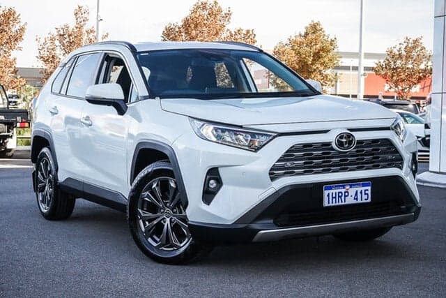 2022 Toyota RAV4 GXL-2WD in White