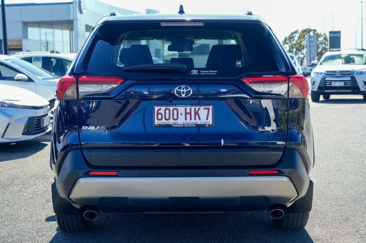 2023 Toyota RAV4 GXL-2WD in Blue