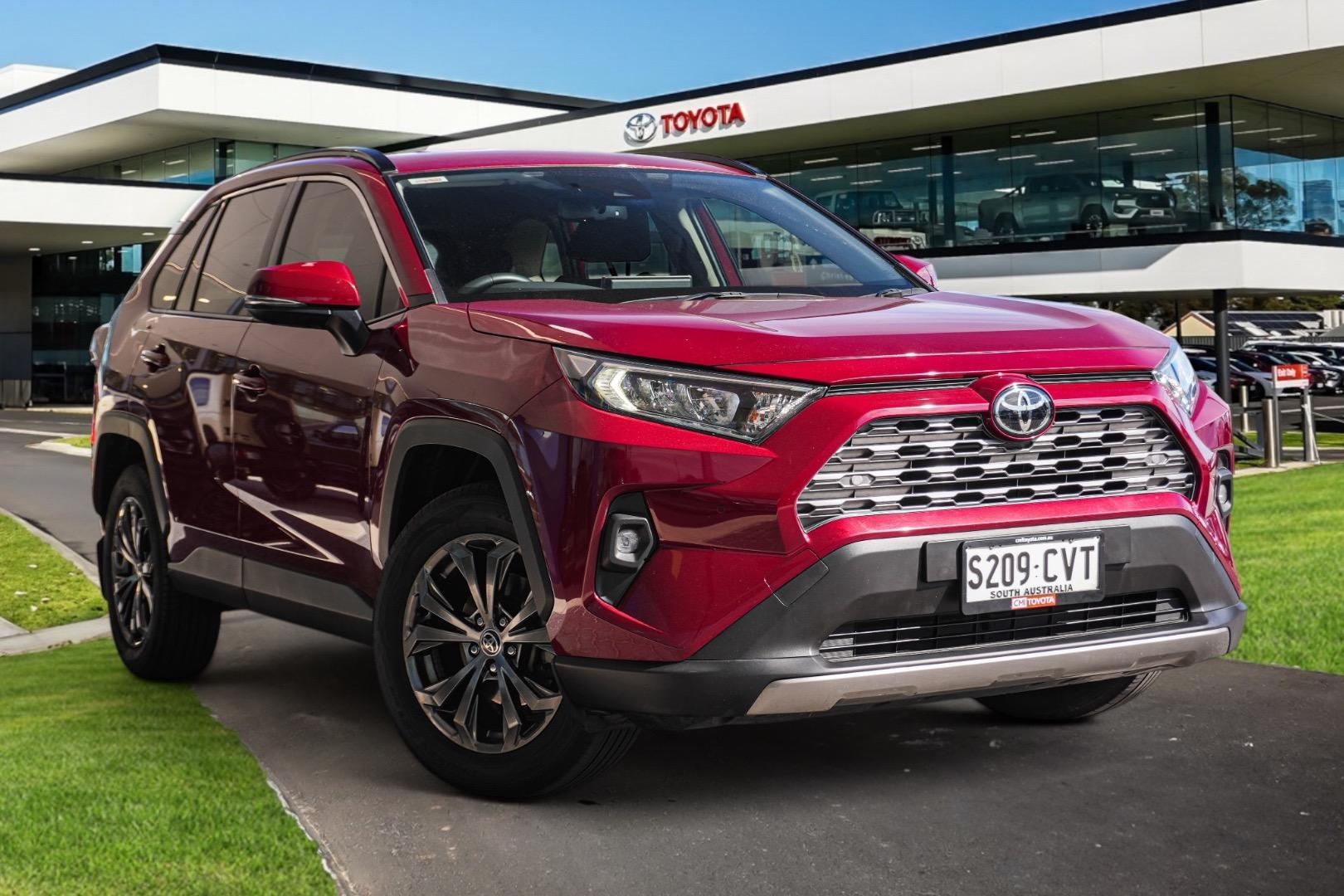 2023 Toyota RAV4 GXL-2WD in Red