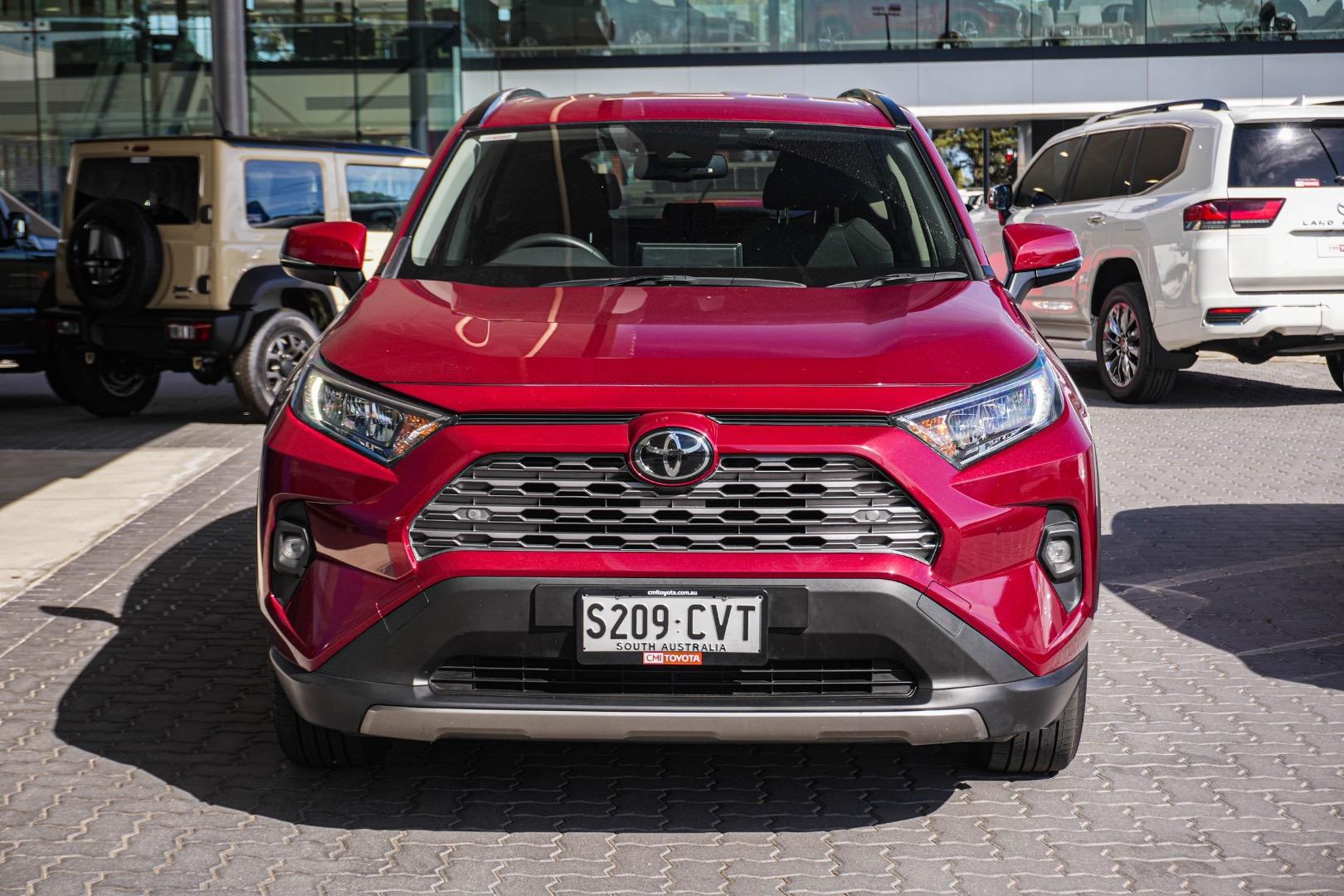 2023 Toyota RAV4 GXL-2WD in Red